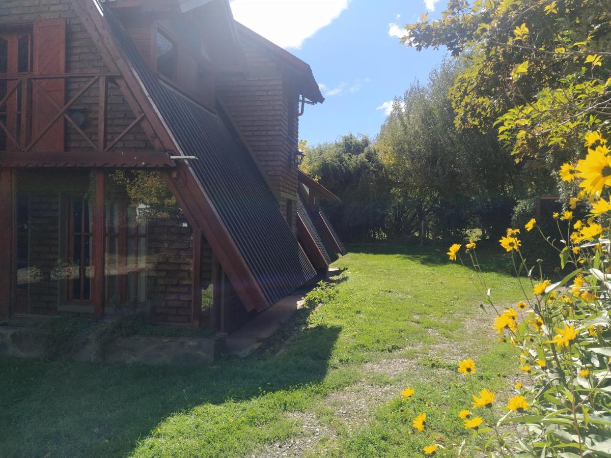 Habitacion privada en cabaña compartida Los Cordobeses San Martín de los Andes Exterior foto