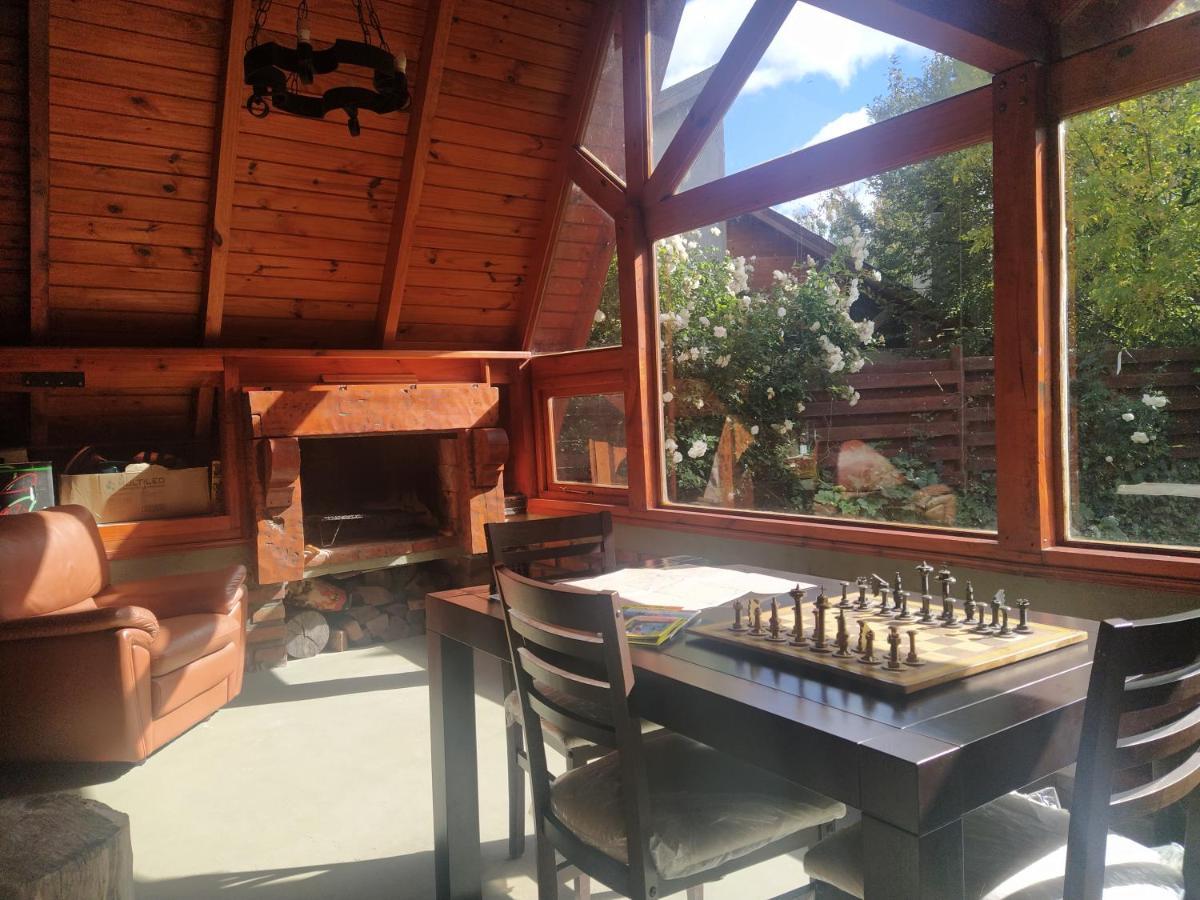 Habitacion privada en cabaña compartida Los Cordobeses San Martín de los Andes Exterior foto