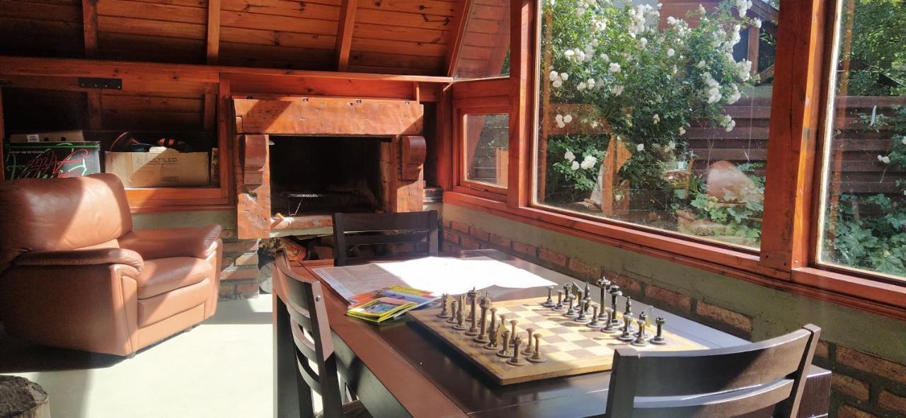 Habitacion privada en cabaña compartida Los Cordobeses San Martín de los Andes Exterior foto
